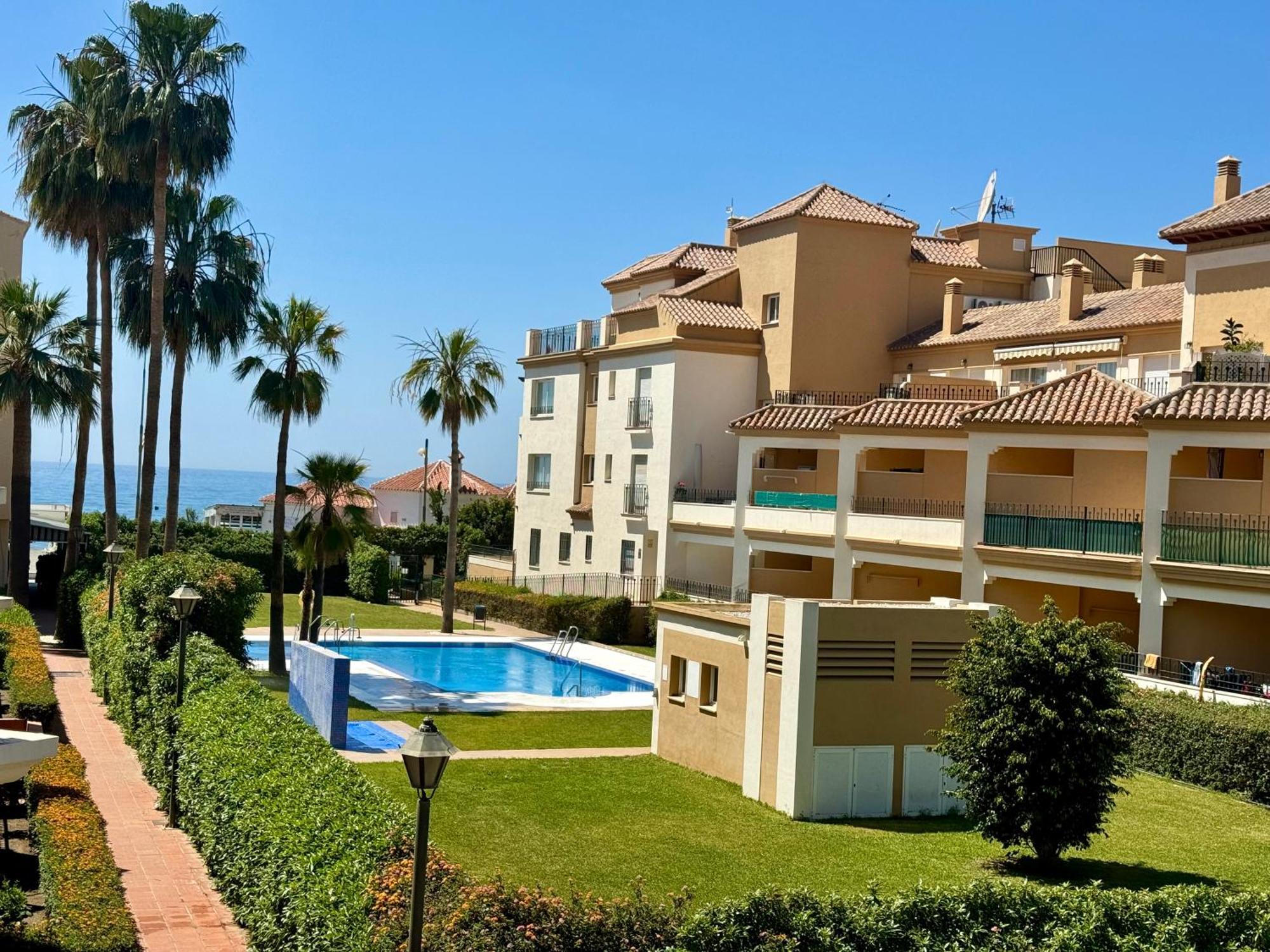 Strandnaera Boende I Torrox Costa Экстерьер фото